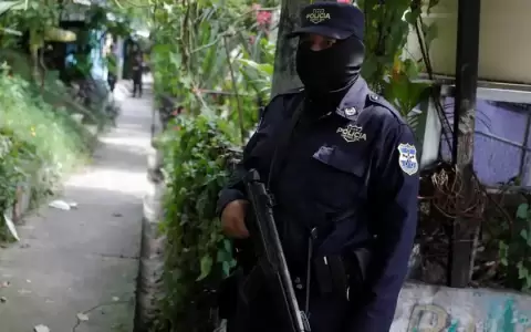 Denuncian la detenci�n arbitraria de 11 ni�os en El Salvador