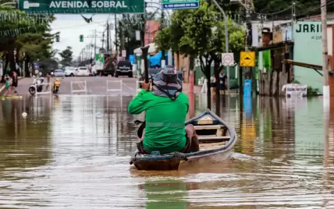 Ascienden a 147 los muertos y a 127 los desaparecidos por las lluvias en el sur de Brasil
