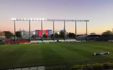 Luque�o manifiesta su desacuerdo con decisi�n de la APF