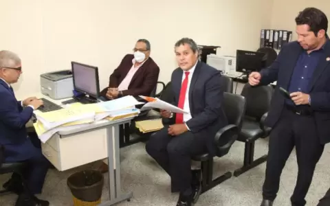 Suspenden audiencia de la segunda causa contra exgobernador de Central
