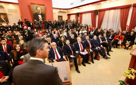 Primero la ANR, despu�s el Paraguay