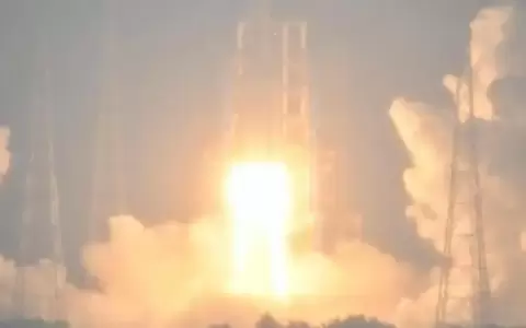 China lanza al espacio la sonda lunar Chang'e-6