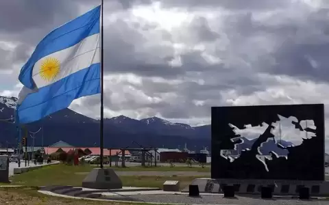 Milei descarta una soluci�n inmediata para las Malvinas, que sit�a "en manos de Reino Unido"