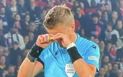 Conmovedor: las l�grimas de Orsato tras el final del PSG-Dortmund