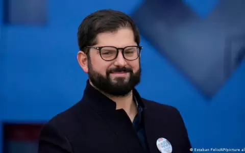 Boric: "No se vive para trabajar, se trabaja para vivir"