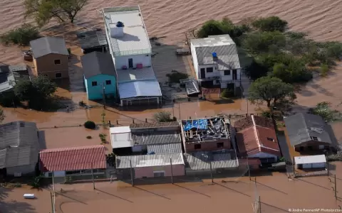 Porto Alegre suspende operaciones de rescate por m�s lluvias