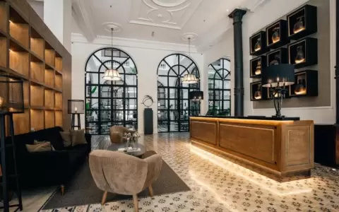 Hoteles y restaurantes ayudaron al movimiento econ�mico.