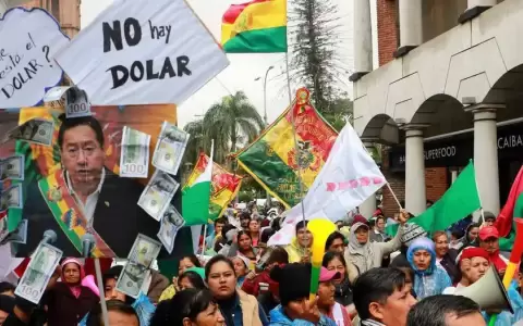 Nuevas protestas en Bolivia por escasez de d�lares
