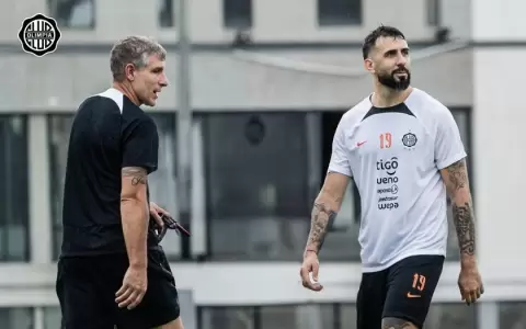 Mart�n Palermo rompi� el silencio sobre su conflicto con Lucas Pratto en Olimpia