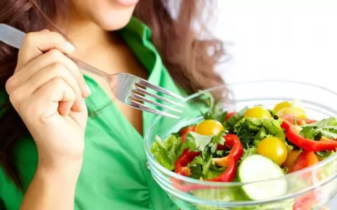 La OMS advierte de un aumento del riesgo de sufrir deficiencia de yodo debido a cambios en la dieta