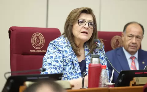 En contra: con horario de verano todo el a�o se priorizar� el �after office�, dice senadora