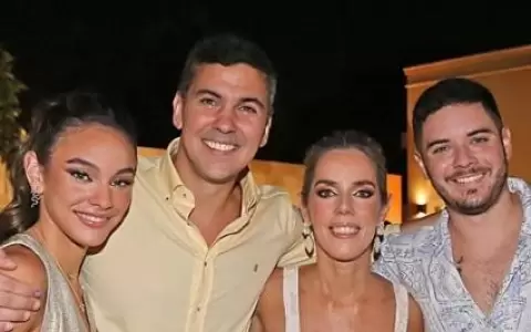 El tierno saludo por el D�a del Padre que emocion� a Santiago Pe�a