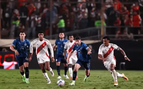Paraguay iguala sin goles ante Per�