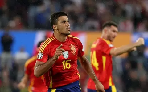 Espa�a golea y enfrentar� a Alemania en cuartos de final