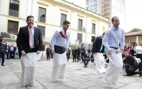 Diputados pasan amena tarde festejando San Juan