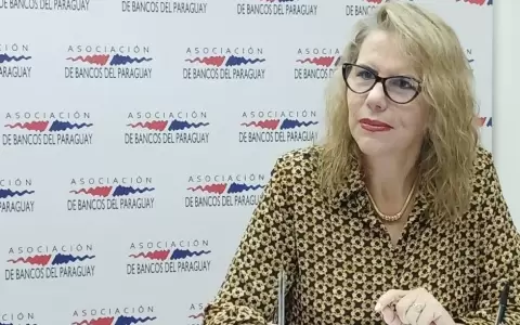 Liz Cramer: �La vida es muy compleja para nuestra mente limitada�