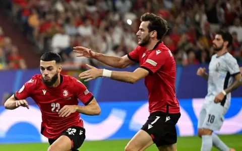 �Batacazo!: Georgia derrota a Portugal y jugar� los octavos de final