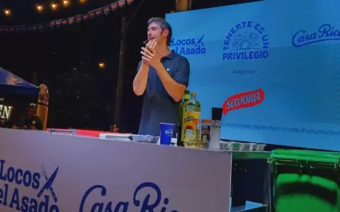 Influencer "Laucha" Luchetti comparti� con los paraguayos su "locura por el asado"