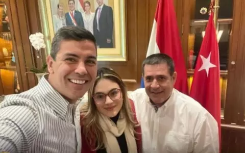 Renunci� la ministra de la juventud Flor Taboada, asume en su reemplazo Salma Ag�ero