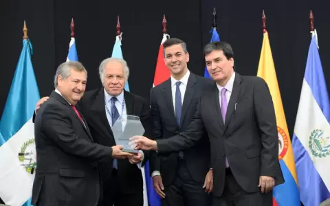 Pe�a dice que �una justicia m�s pronta, barata y eficiente� nos debe encontrar a todos