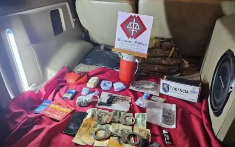 Costanera de Encarnaci�n: cae polic�a con drogas, ser�a supuesto "delivery"
