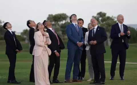 Video: Biden se vuelve a mostrar desorientado, esta vez en la cumbre del G7