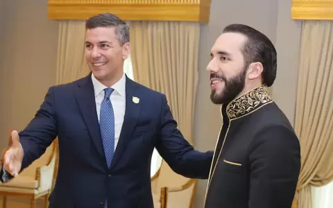 Presidente Santiago Pe�a mantuvo una reuni�n bilateral con su par de El Salvador, Nayib Bukele