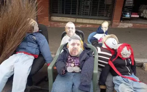 Nenecho "apoya" a permisionarios del Mercado 4 en vender Judas K�i con su cara