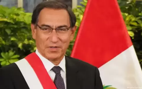 Fiscal�a de Per� presenta denuncia contra Mart�n Vizcarra