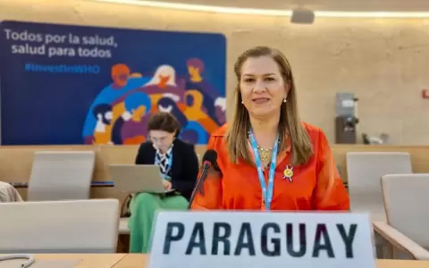 Caso Inc�n: C�rculo de M�dicos pide renuncia de la ministra de Salud