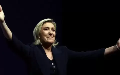 Francia: m�s de 200 candidatos se retiran de elecciones
