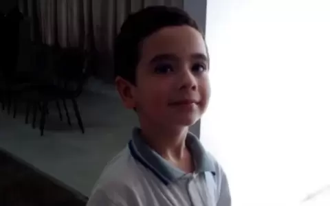 Buscan desesperadamente a ni�o que desapareci� tras salir de su colegio