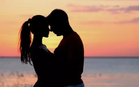 �Por qu� nos enamoramos? La ciencia explica los fundamentos biol�gicos de la atracci�n rom�ntica.