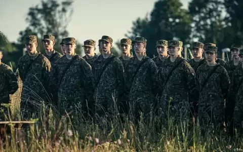 Servicio militar obligatorio.