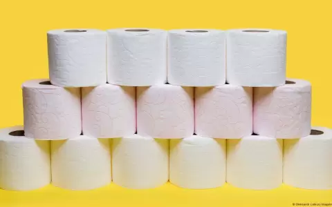 Estudio asocia frecuencia al defecar con salud a largo plazo