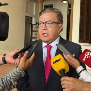 Duarte Frutos desestima figura de Camilo P�rez y lo califica como "un perfecto an�nimo" en pol�tica