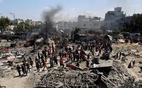 Decenas de muertos en ataque a zona humanitaria en Gaza