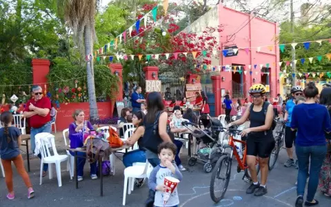 Concurso de dise�o: diez a�os de Calle Cultura