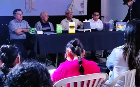 Pen�ltimo d�a en la FIL Asunci�n, con m�s presentaciones y charlas