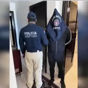 Conocido empresario, señalado de filmar actos sexuales y venderlos sin consentimiento