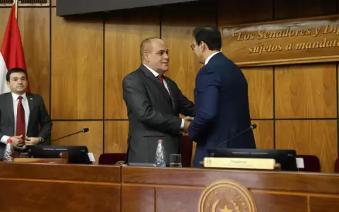 Asumi� Basilio �Bachi� N��ez la presidencia del Congreso y promete "no perseguir a los colegas"