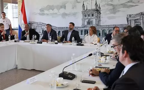 Alliana se reuni� con intendentes para coordinar trabajo del plan Hambre Cero