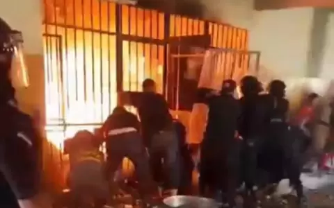 Escala situaci�n en Emboscada: balazos, incendio y rehenes en manos del Clan Rotela