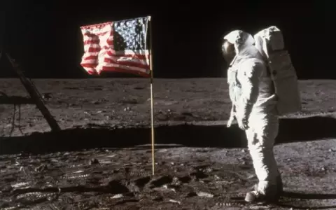 Hace 55 a�os el hombre lleg� a la Luna, �por qu� muchos dudan de esta haza�a?