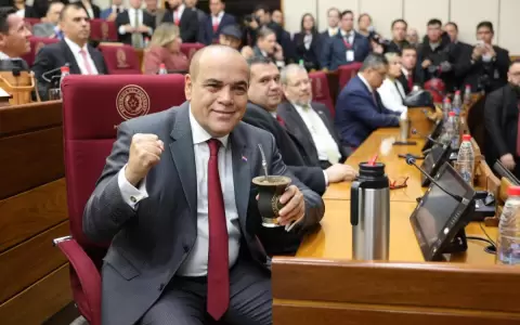 Fiscal�a pide desestimar denuncia contra el presidente del Congreso �Bachi� N��ez