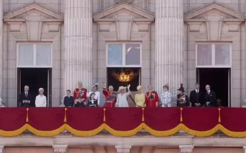El Palacio de Buckingham abre al p�blico la Sala Central donde est� el famoso balc�n real