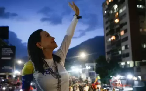 Mar�a Corina Machado valora apoyo de pa�ses vecinos
