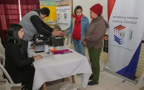 Con gran concurrencia se desarroll� jornada de documentaci�n en Capiat�