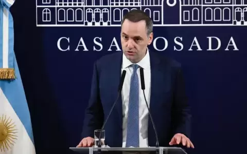 El Gobierno argentino replic� los insultos de Maduro a Milei: �Una imbecilidad viniendo de un imb�cil�
