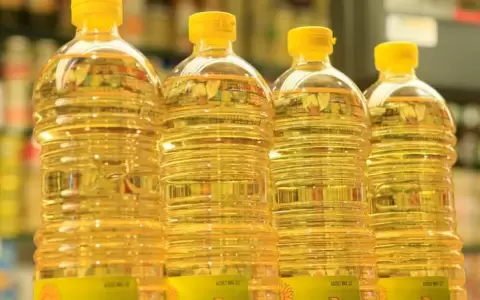Contrabando representa a�n 35% del consumo total de aceites y grasas vegetales